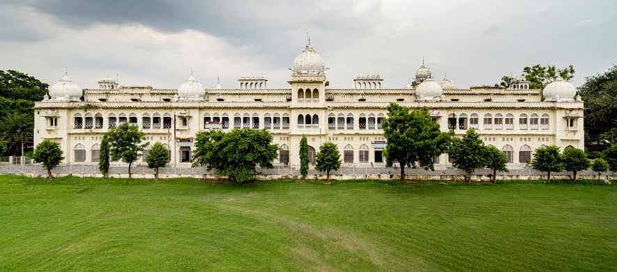 UNIVERSITY OF LUCKNOW [LU]: TOP 5 LLB COLLEGES IN LUCKNOW