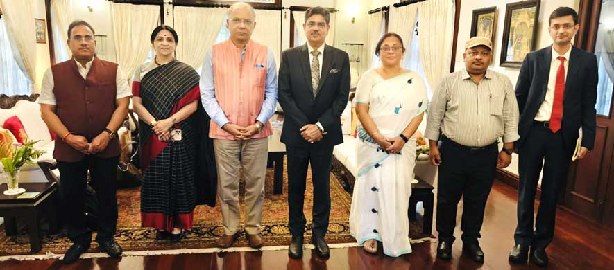 Delegation of  @lkouniv  met Hon’ble High Commissioner of India in SriLanka and discussed ways to strengthen ties with SriLanka through Academic Collaboration